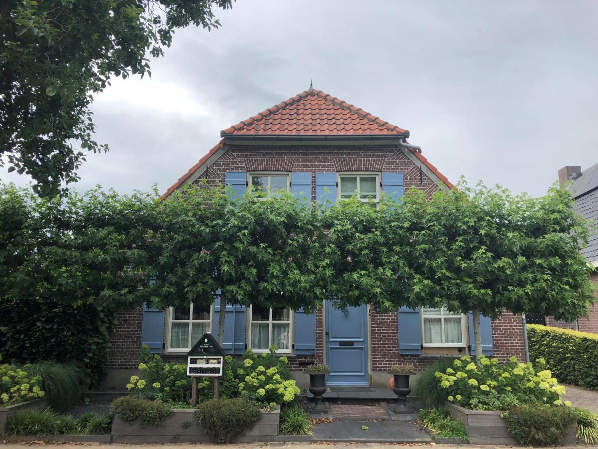 Bnb Onder De Blauwe Hemel Bed & Breakfast Vlijmen Luaran gambar