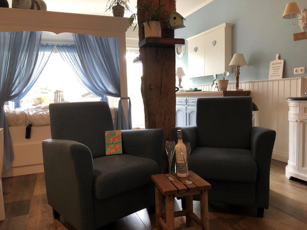 Bnb Onder De Blauwe Hemel Bed & Breakfast Vlijmen Luaran gambar